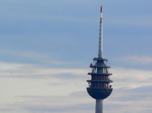 Zoom zum Nürnberger Fernsehturm